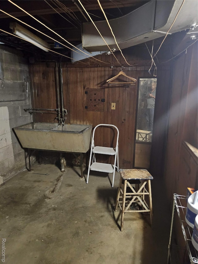 10160 W Outer Dr, Detroit, MI 48223 - photo 40