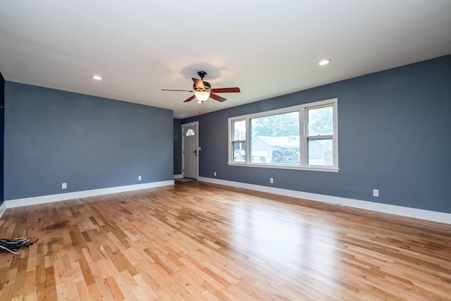 2705 Oakwood Ln, Saint Joseph, MI 49085 - photo 4