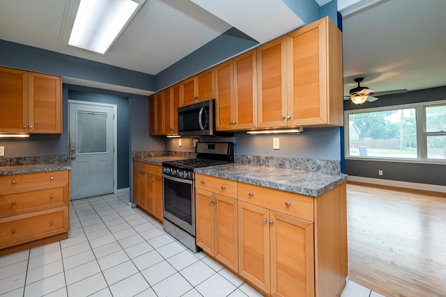 2705 Oakwood Ln, Saint Joseph, MI 49085 - photo 9