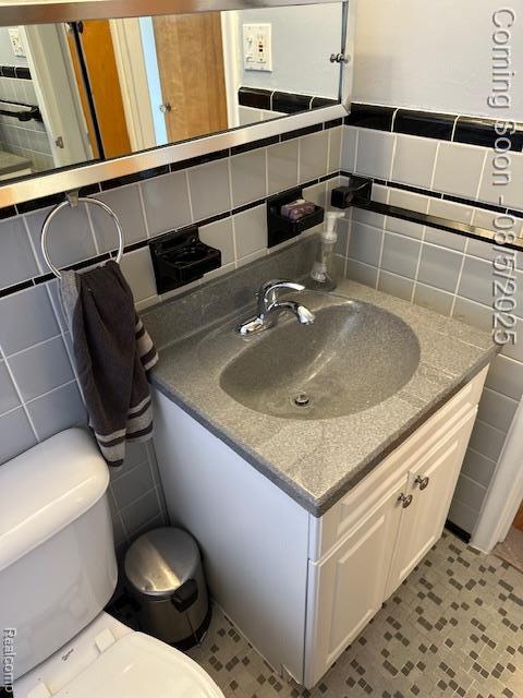 8488 Becker Ave, Allen Park, MI 48101 - photo 19