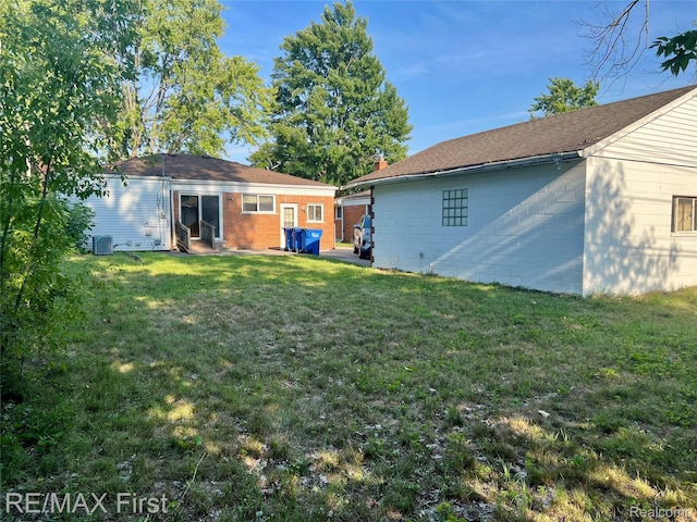 24653 Masch Ave, Warren, MI 48091 - photo 3