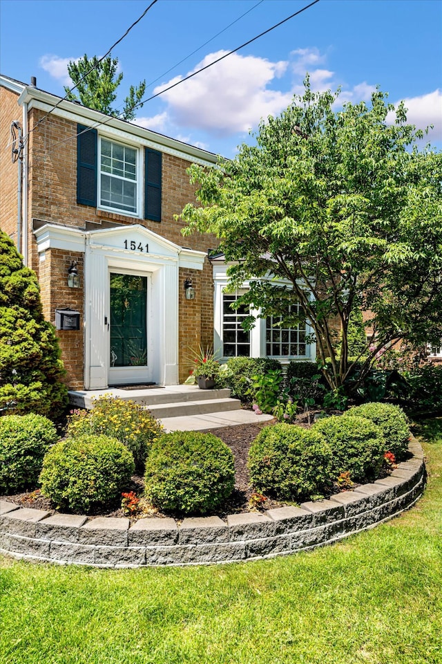 1541 Groton Rd SE, East Grand Rapids, MI 49506 - photo 2