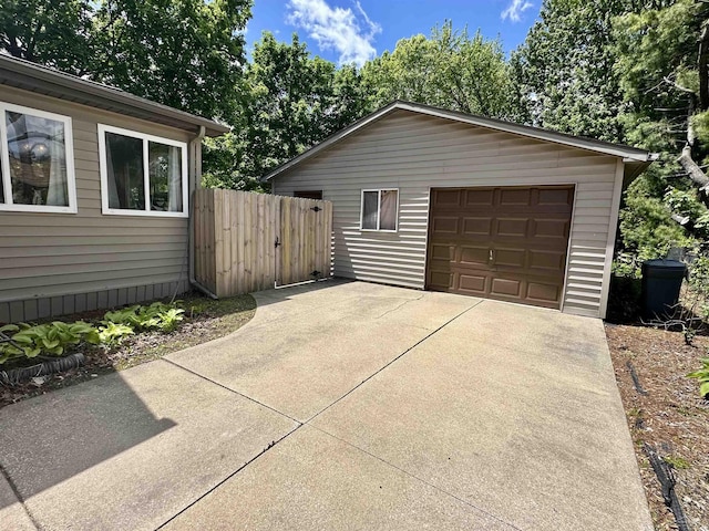 1201 N Chilson St, Bay City, MI 48706 - photo 7