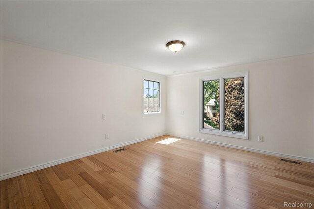 5353 W Bloomfield Lake Rd, West Bloomfield, MI 48323 - photo 32