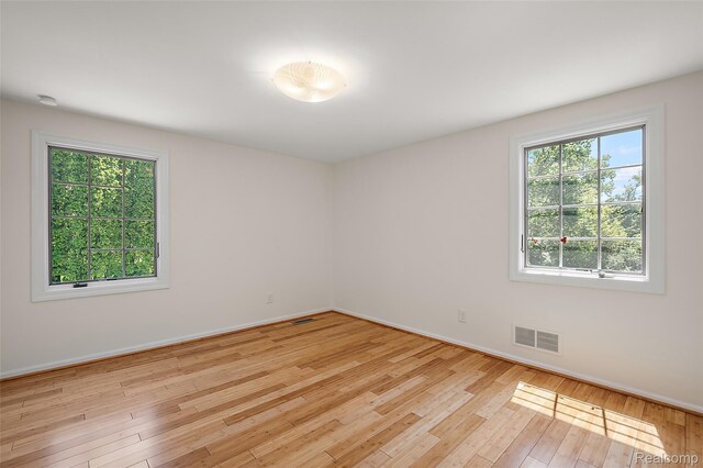 5353 W Bloomfield Lake Rd, West Bloomfield, MI 48323 - photo 36