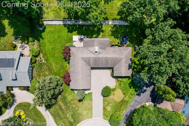 9270 Hidden Valley Ct, Grand Blanc, MI 48439 - photo 11