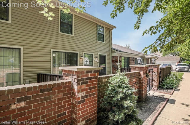 15352 Renshaw Dr, Clinton Township, MI 48038 - photo 3