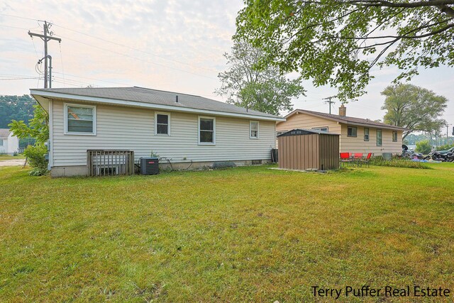 1729 Roberts St, Muskegon, MI 49442 - photo 16