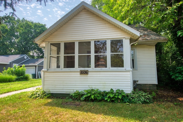 1536 Huron St, Niles, MI 49120 - photo 2