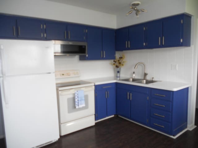 30627 Joy Rd, Westland, MI 48185 - photo 3
