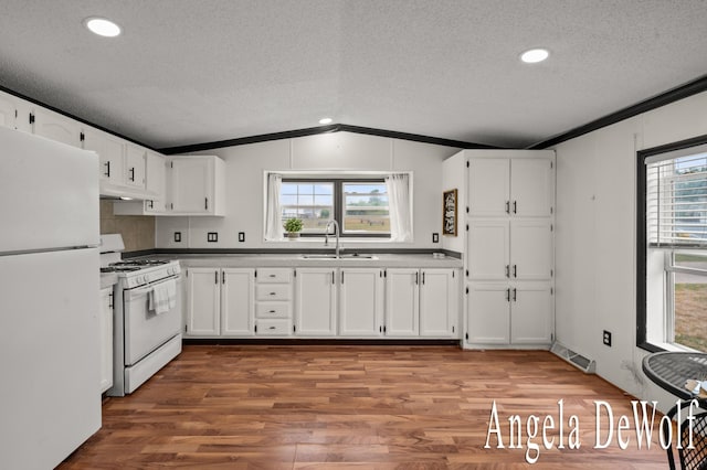 4676 Gardens Blvd NW, Walker, MI 49534 - photo 4