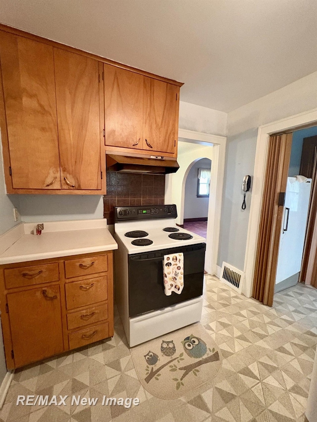 2819 Mackinaw St, Saginaw, MI 48602 - photo 8