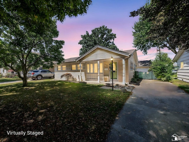 936 Jefferson Ct, Monroe, MI 48161 - photo 2