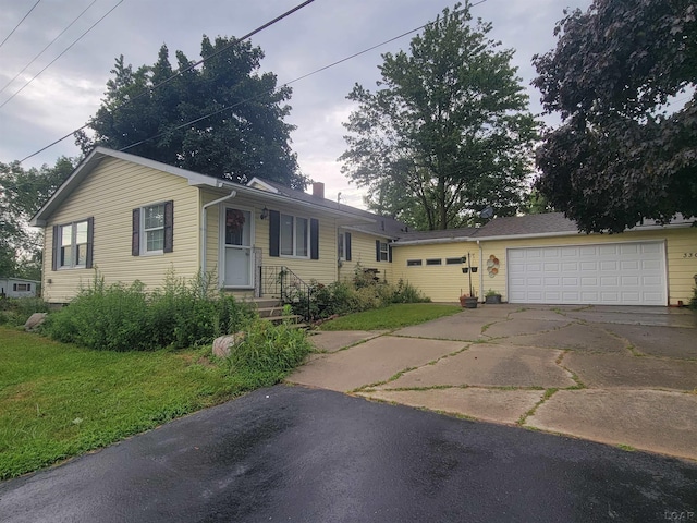 3302 Parr Hwy, Adrian, MI 49221 - photo 1