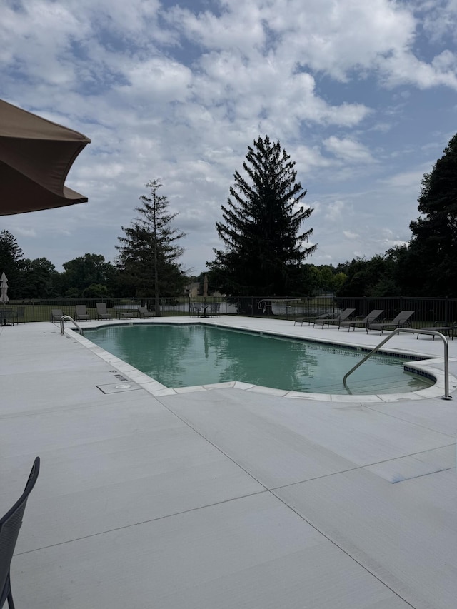 4426 Knightsbridge Ln, West Bloomfield, MI 48323 - photo 9