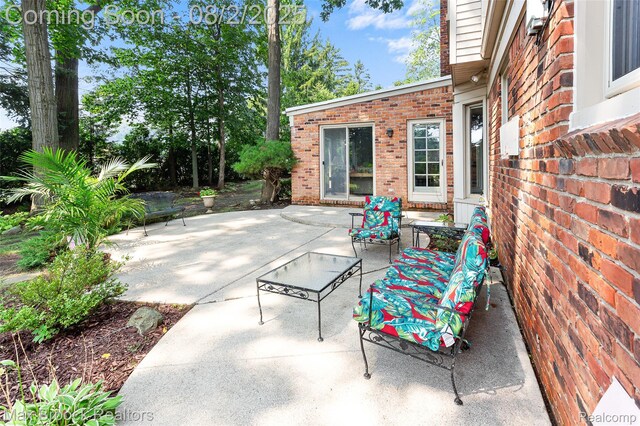 3246 E Breckenridge Ln, Bloomfield Hills, MI 48301 - photo 7