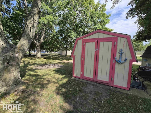 10001 E Goodall Rd, Durand, MI 48429 - photo 13