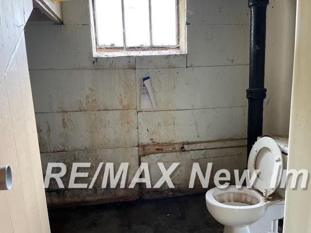 2420 S Jefferson Ave, Saginaw, MI 48601 - photo 14