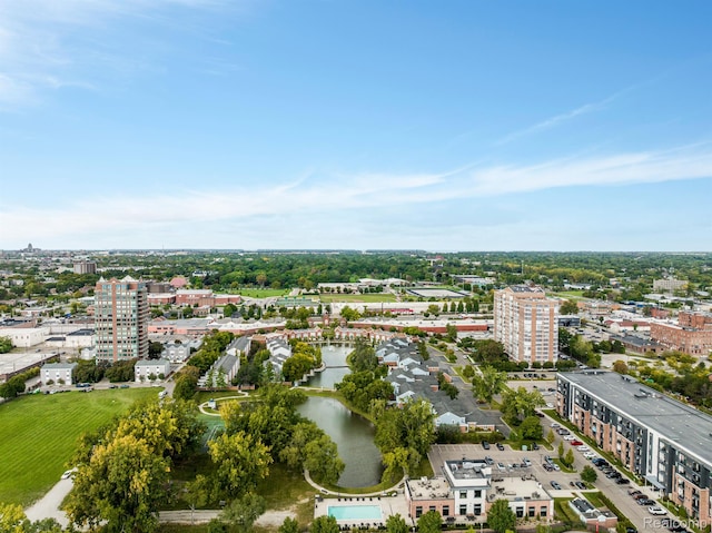 3320 Spinnaker Ln # 10F, Detroit, MI 48207 - photo 2