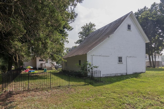 212 W James St, Lawrence, MI 49064 - photo 3