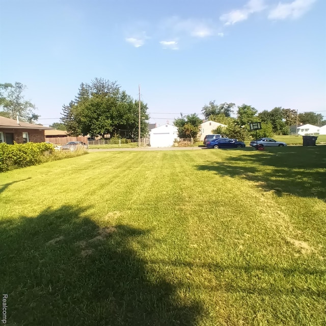 3983 E 13th St E, Ecorse, MI 48229 - photo 2