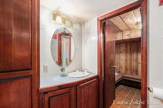 1733 Whitmore Ave NW, Grand Rapids, MI 49534 - photo 49