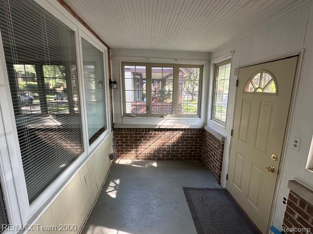 1032 Beaconsfield Ave, Grosse Pointe Park, MI 48230 - photo 8