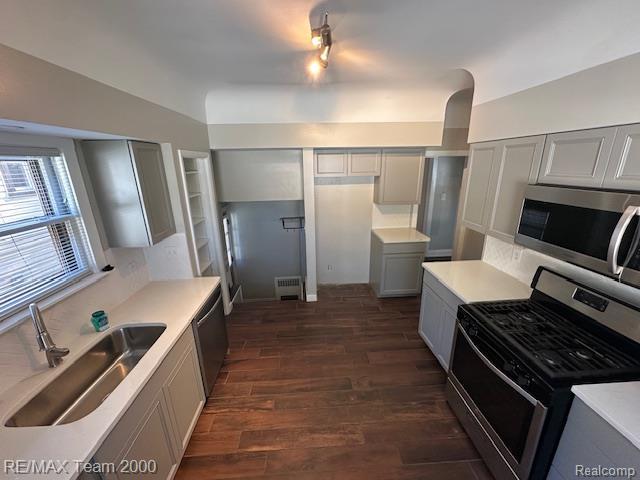 1032 Beaconsfield Ave, Grosse Pointe Park, MI 48230 - photo 18