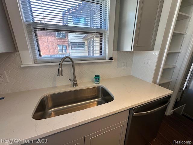 1032 Beaconsfield Ave, Grosse Pointe Park, MI 48230 - photo 20