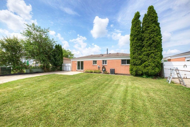 1391 S Sutton Dr, Westland, MI 48186 - photo 20