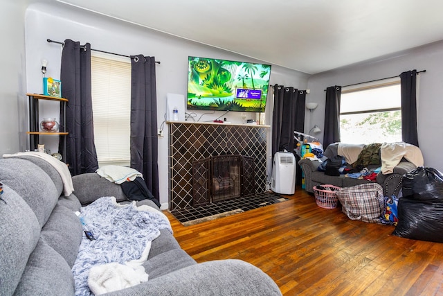 7415 Minock St, Detroit, MI 48228 - photo 4