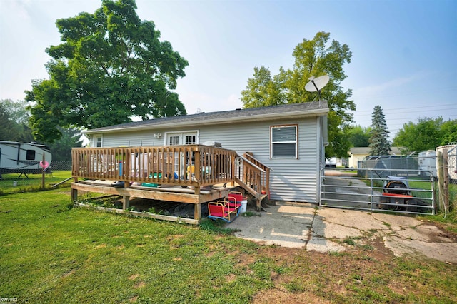 1037 W Costello St, Mount Morris, MI 48458 - photo 3