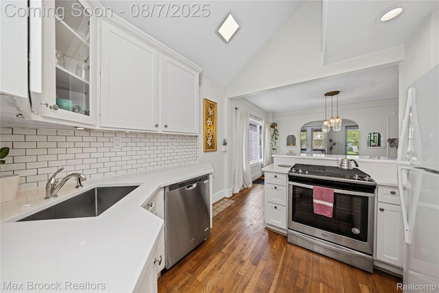 330 E Cambourne St, Ferndale, MI 48220 - photo 14