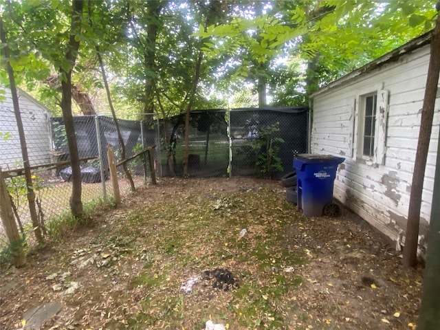 18905 Evergreen Rd, Detroit, MI 48219 - view of yard
