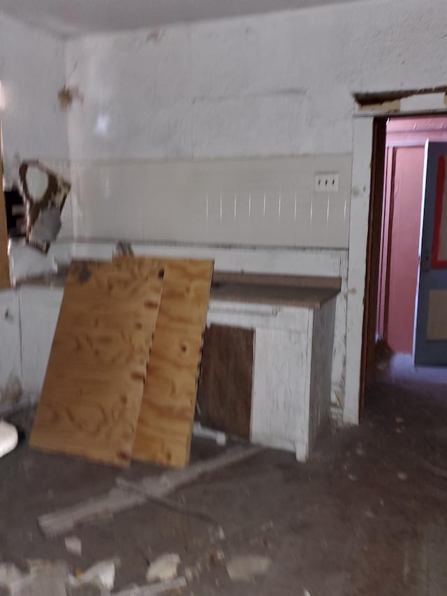 3314 Whitney St, Detroit, MI 48206 - photo 8
