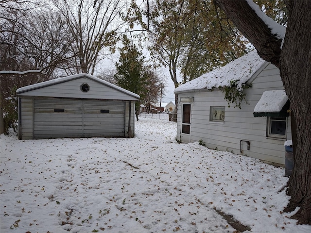 25601 Peter Kaltz Rd, Warren, MI 48091