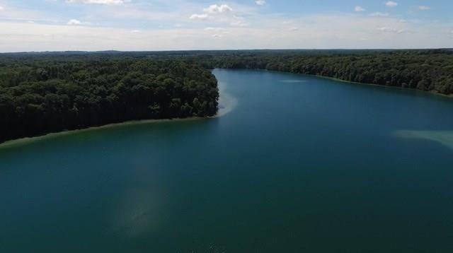 L3 Addaleen Dr, Highland, MI 48357