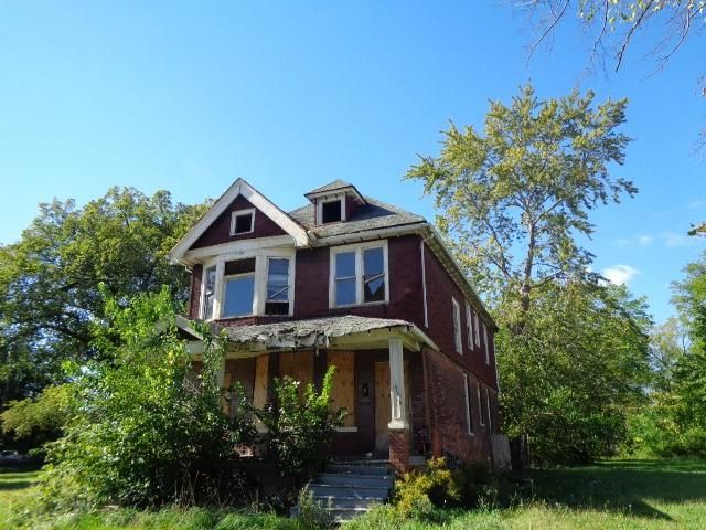 view of craftsman-style home