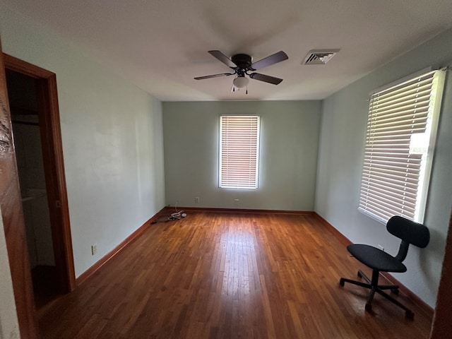 194 Gate Rd, Richlands, VA 24641 - empty room with wood finished floors and ceiling fan
