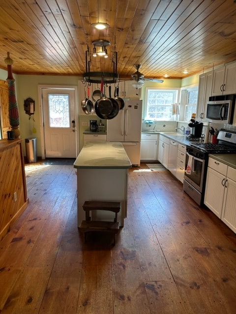 267 Sturgills Rd, Mouth Of Wilson, VA 24363 - photo 25