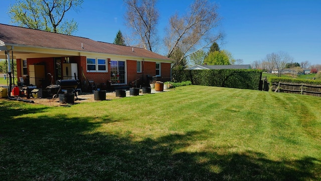 view of yard featuring fence