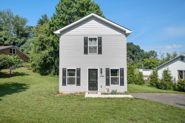 1048 Preston Dr, Radford, VA 24141 - view of front of house featuring a front yard
