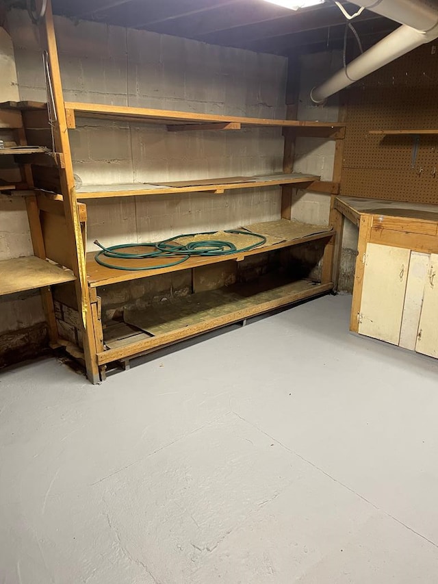 419 Adams St, Marion, VA 24354 - view of storage room
