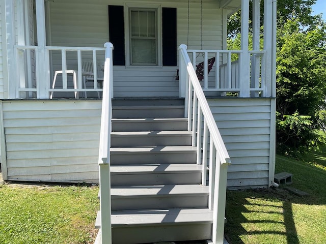 419 Adams St, Marion, VA 24354 - view of staircase