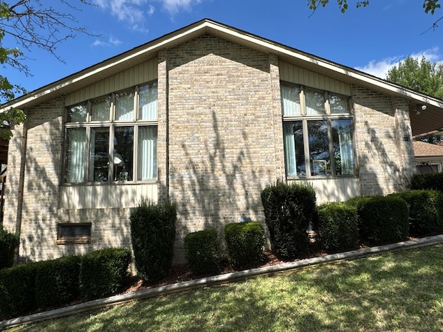 611 Look Ave, Marion, VA 24354 - view of home's exterior with brick siding