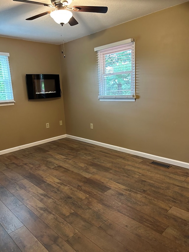 115 Ashley Dr, Bristol, VA 24201 - photo 23