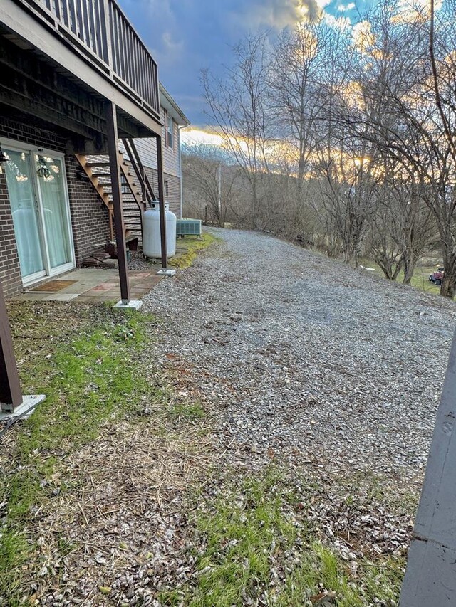 115 Kennedy Dr, Pounding Mill, VA 24637 - photo 4