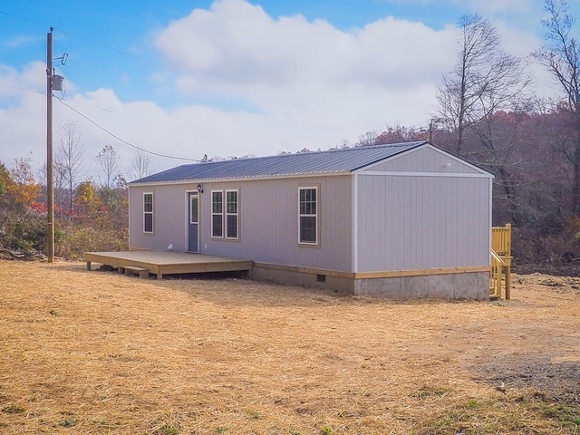 exterior space featuring a deck