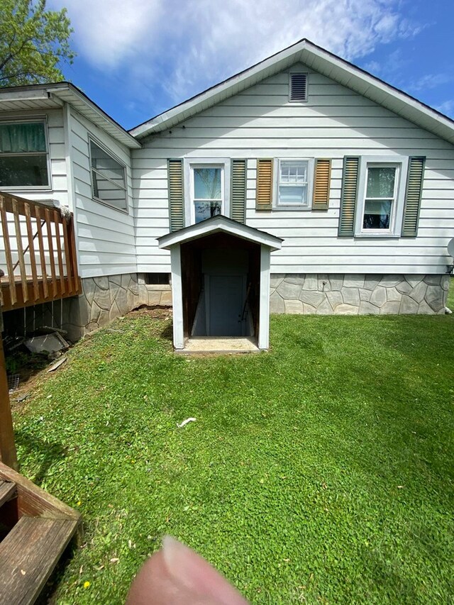 163 Hopkins St, North Tazewell, VA 24630 - photo 3