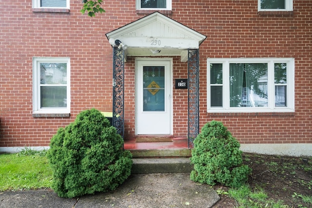 222 Randolph Ave, Pulaski, VA 24301 - property entrance featuring brick siding